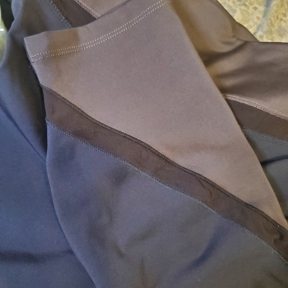 TANGERINE | Women's navy-blue capri athletic-wear leggings. - Picture 6 of 9